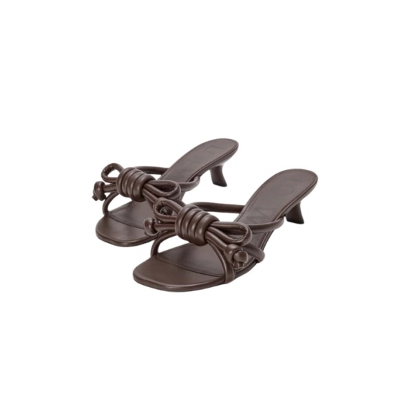 Flamenco Knot Sandale aus Lammleder