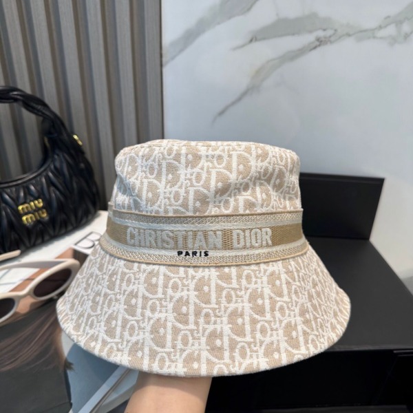 D-Bobby Oblique Beige