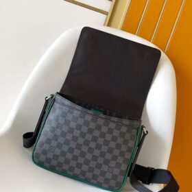 District Mesenger Schwarz 26 cm
