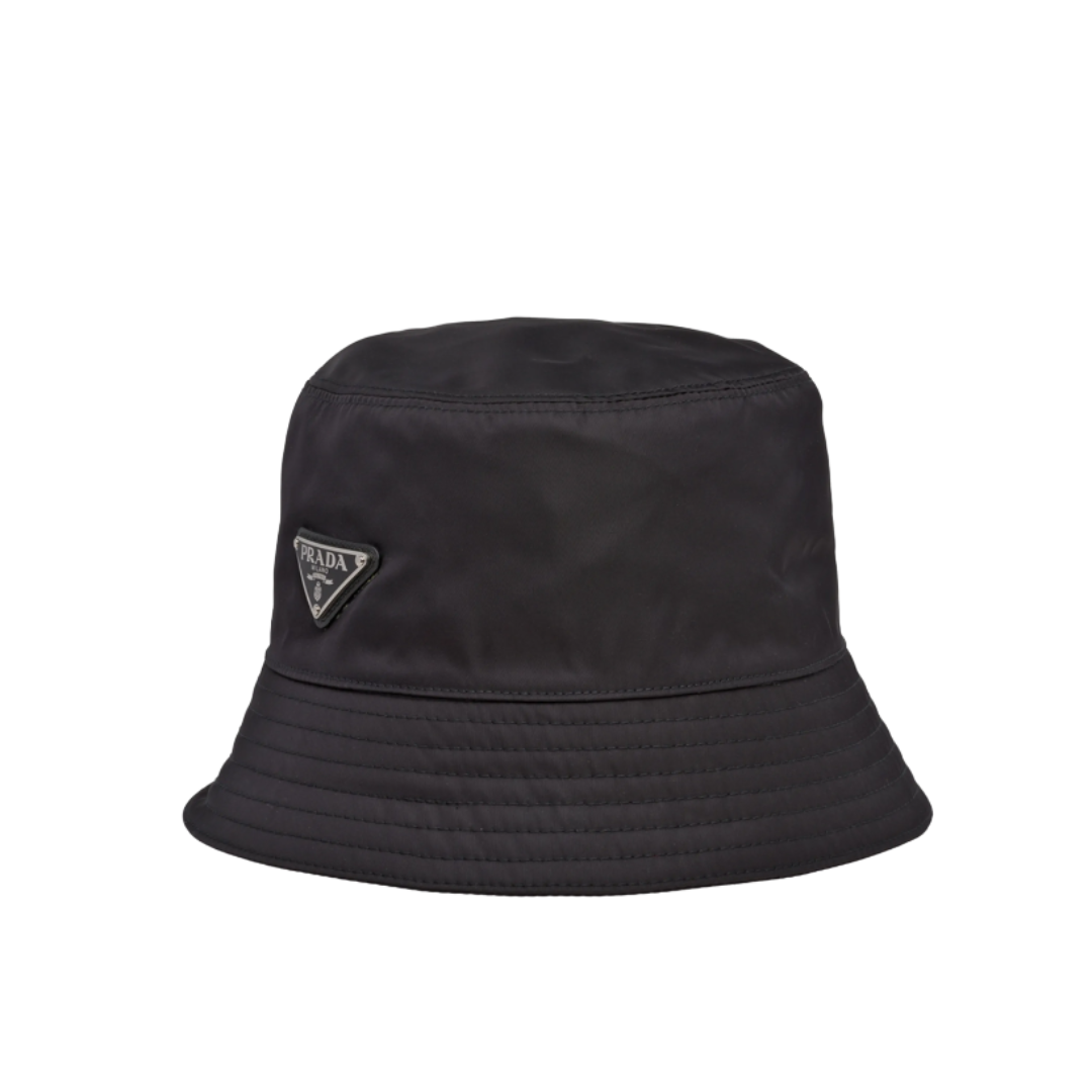Schwarzer Bucket Hat