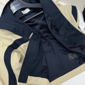 Cotton Beige Jacken
