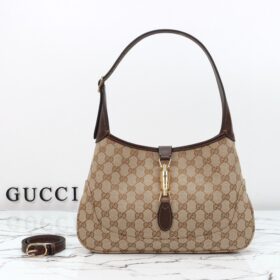 Jackie 1961 Braun GG 31,5 cm