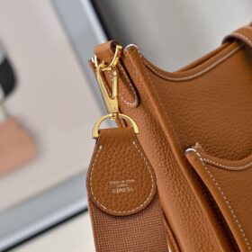 Evelyne III 29  Braun / Gold
