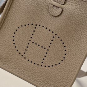 Evelyne III 29  Beige / Gold
