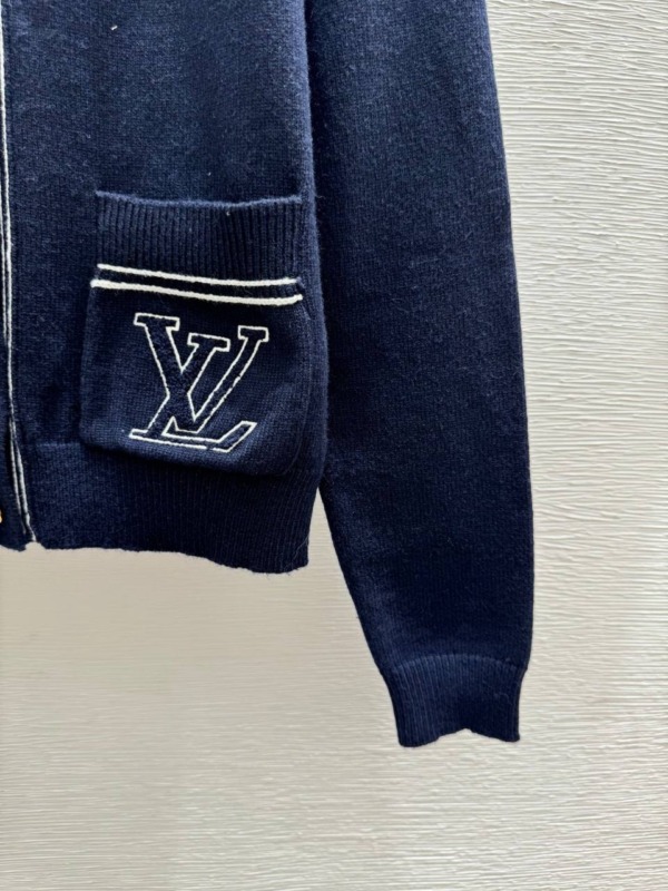 Cardigan mit sich abhebenden Akzenten Blau