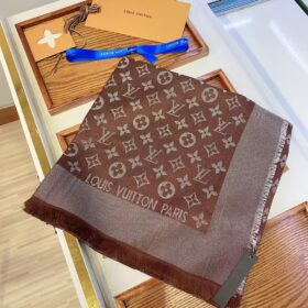 Monogramm Dunkelbraun