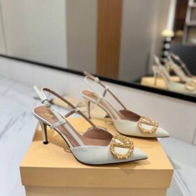 Vlogo Signature Slingback-Pumps