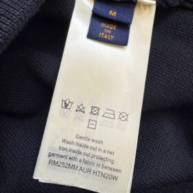 Hoodie mit Verzierungen und Signatur Dunkelgrau