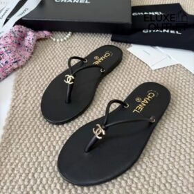 Schwarze Flip-Flops