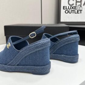 Verwaschenes Denim Blau