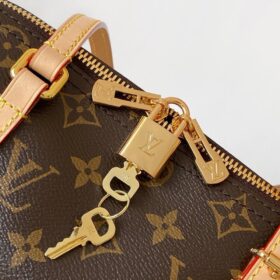 Squire East West Monogram 29 cm