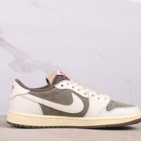 Air Jordan Low Reverse Mocha