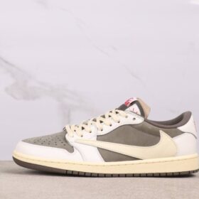 Air Jordan Low Reverse Mocha