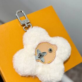 Vivienne Shearling Weiß