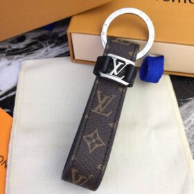 Schlüsselanhänger mit Monogramm-Dragonne-Charm