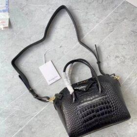 Antigona Schwarz 29 cm