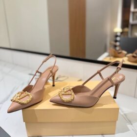 VLogo Metallic-Leder Slingback-Pumps