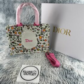 Book Tote Medium 36 cm