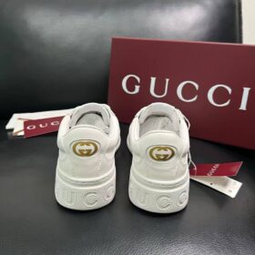 Herren-Sneaker mit übergroßer Sohle