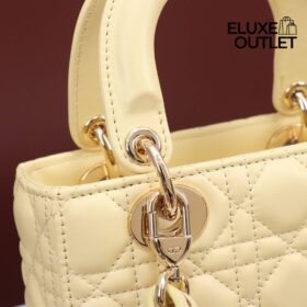 Lady Small Patent Hellgelb 20cm