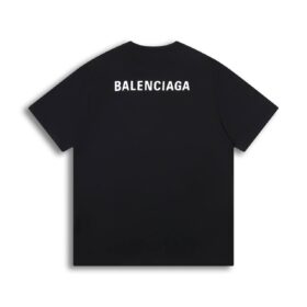 Schwarzes T-Shirt