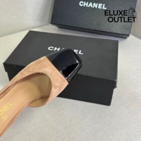 Mules Beige/Schwarz 9.5 cm
