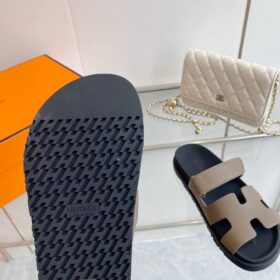 Chypre-Sandalen in Étoupe