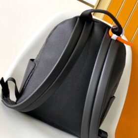 Discovery PM Monogram Schwarz 38 cm