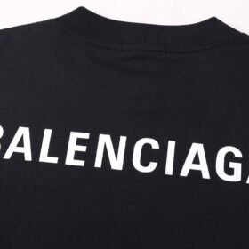 Schwarzes T-Shirt