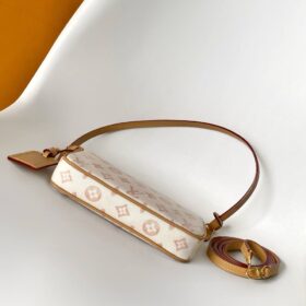 Pochette Monogram Andere Leinwand 23,5 cm