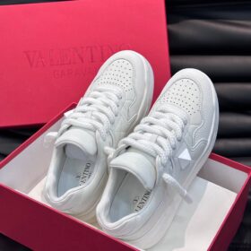 One Stud Sneaker Weiß