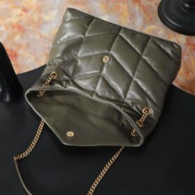 Puffer Medium aus Nappaleder Moschusgrün 35cm