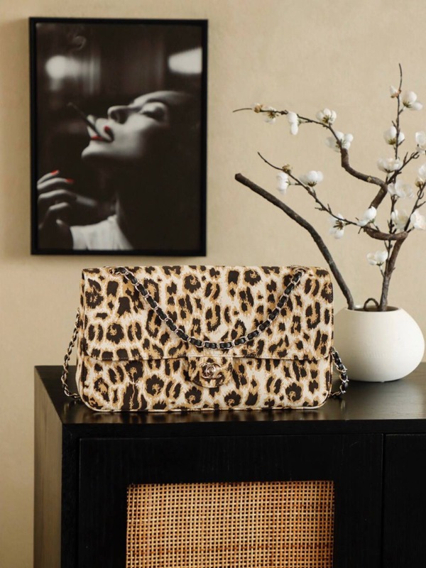 Leopard Leather Flap 33 cm