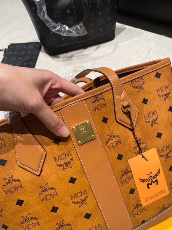 Neuer Liz Shopper in Visetos Cognac 29cm