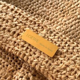 Mittelgroße Puzzle-Falttasche aus Bast 31.5cm