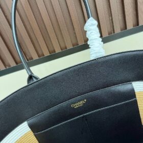 Maxi Tote aus Raffiabast und Kalbsleder Weiß/Dunkelbeige/Schwarz 60cm