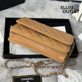 Classic Wallet on Chain in a Caramel/Caviar Leather 19 cm