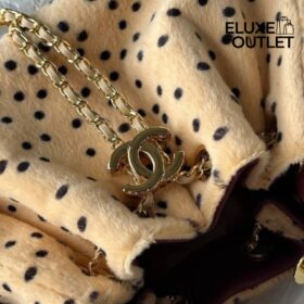 22 Felltasche mit Kette 20 cm
