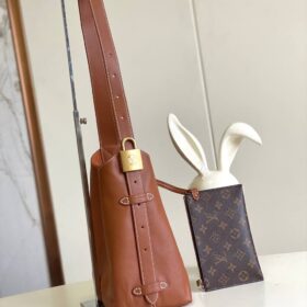 Low Key Hobo PM Bag Braun 24cm