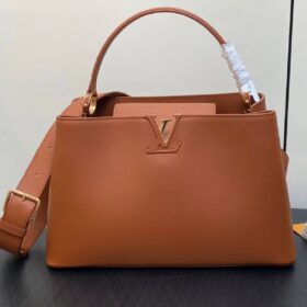 Capucines GM Souple Tan 38 cm