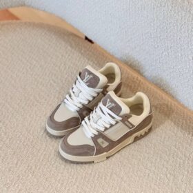 Trainer Wildleder Beige