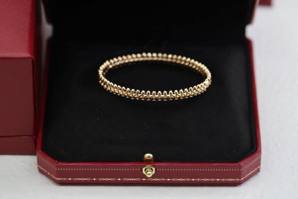 Armband aus Gold