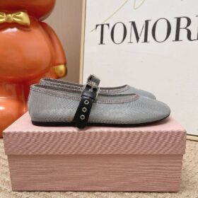 Ballerinas aus Mesh-Gewebe
