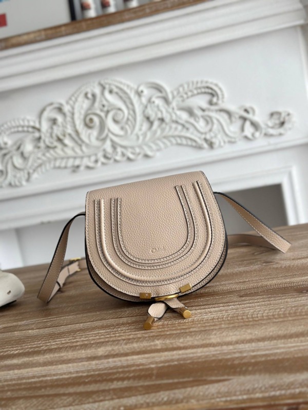 Marcie Hellbeige 19 cm
