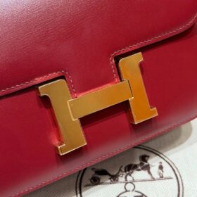 Constance 18 aus Swift-Leder in Rouge H 19cm
