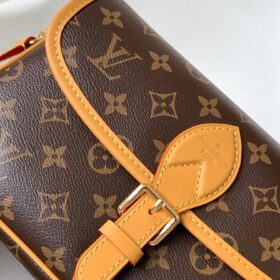 Diane Monogram 24cm