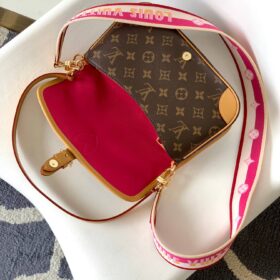 Diane Monogram 24cm