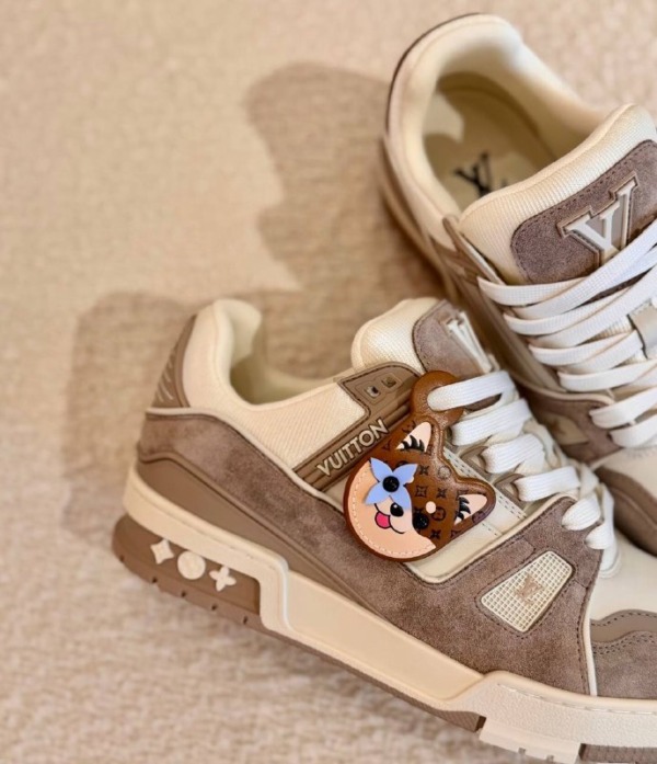 Trainer Wildleder Beige