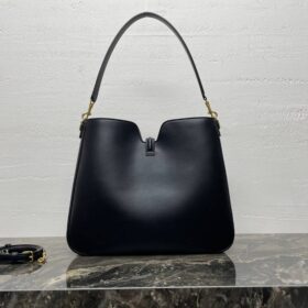 Camille Schwarz 36 cm