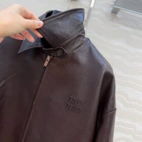 Logo-Leder Braun